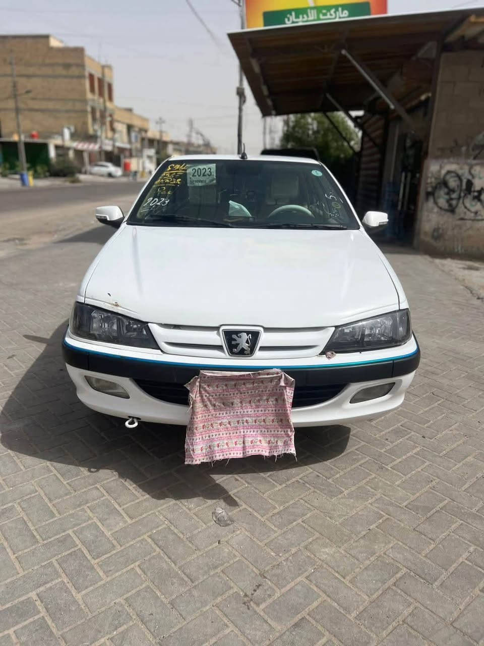 بيجو بارص موديل 23 سعرها 63 ورقة وبيها مجال بسيط سياره  بيها دعمه بدون دواخل مبدل باب وبنيد وجاملغ بدون دواخل اكرر سياره جاهزة على اخر حباية حداديه جديده تخم تأير جديد دوشمه جديده سياره تخبل رجاء مو شراي لا يراسل ***********وتساب البصرة, العراق
