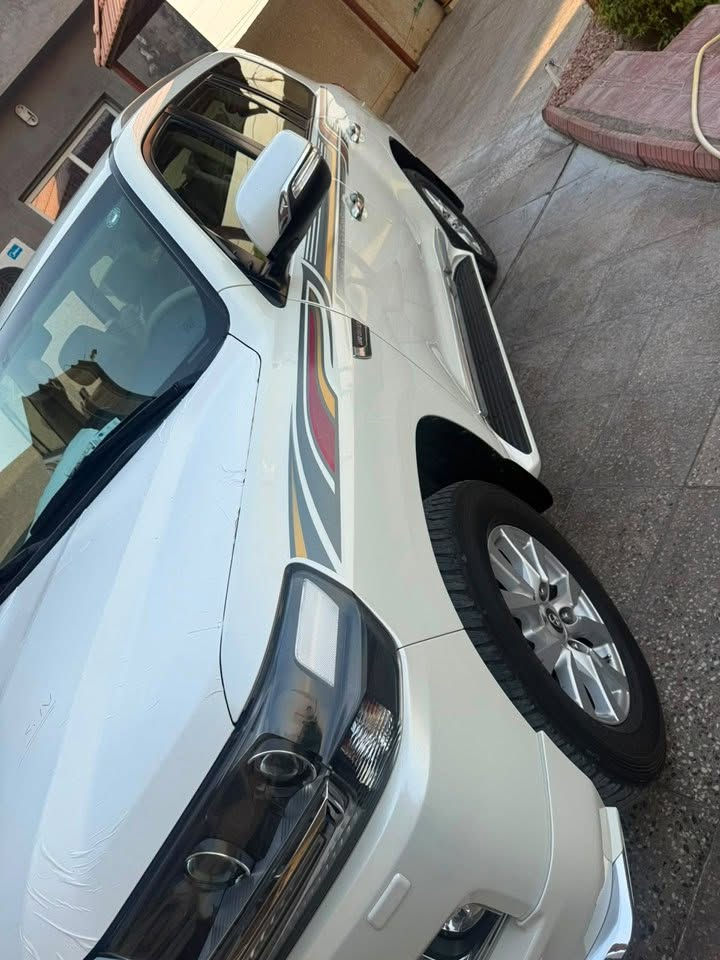 لاندكروزر ٢٠١٧ رقم اربيل وايت ايديشن محرك ٦ فول مواصفات كفالة عامة سيارة نظيفة جداً ماشية ١٣٠ رقم اربيل مكانها بغداد حي الجهاد سعرها ٤٤٧$ اخوان الي يعجبة السعر على راسي واللي ميعجبة السعر ليعلق تعليق سلبي ***********
