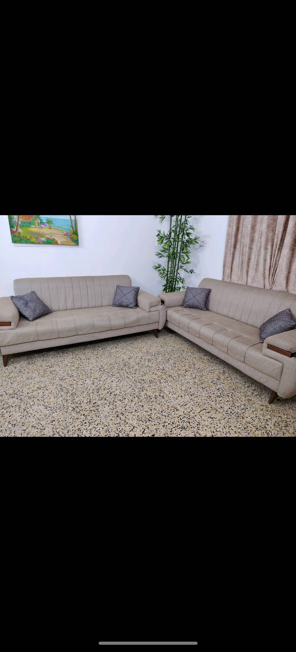 بغداد • كرسي • تخم