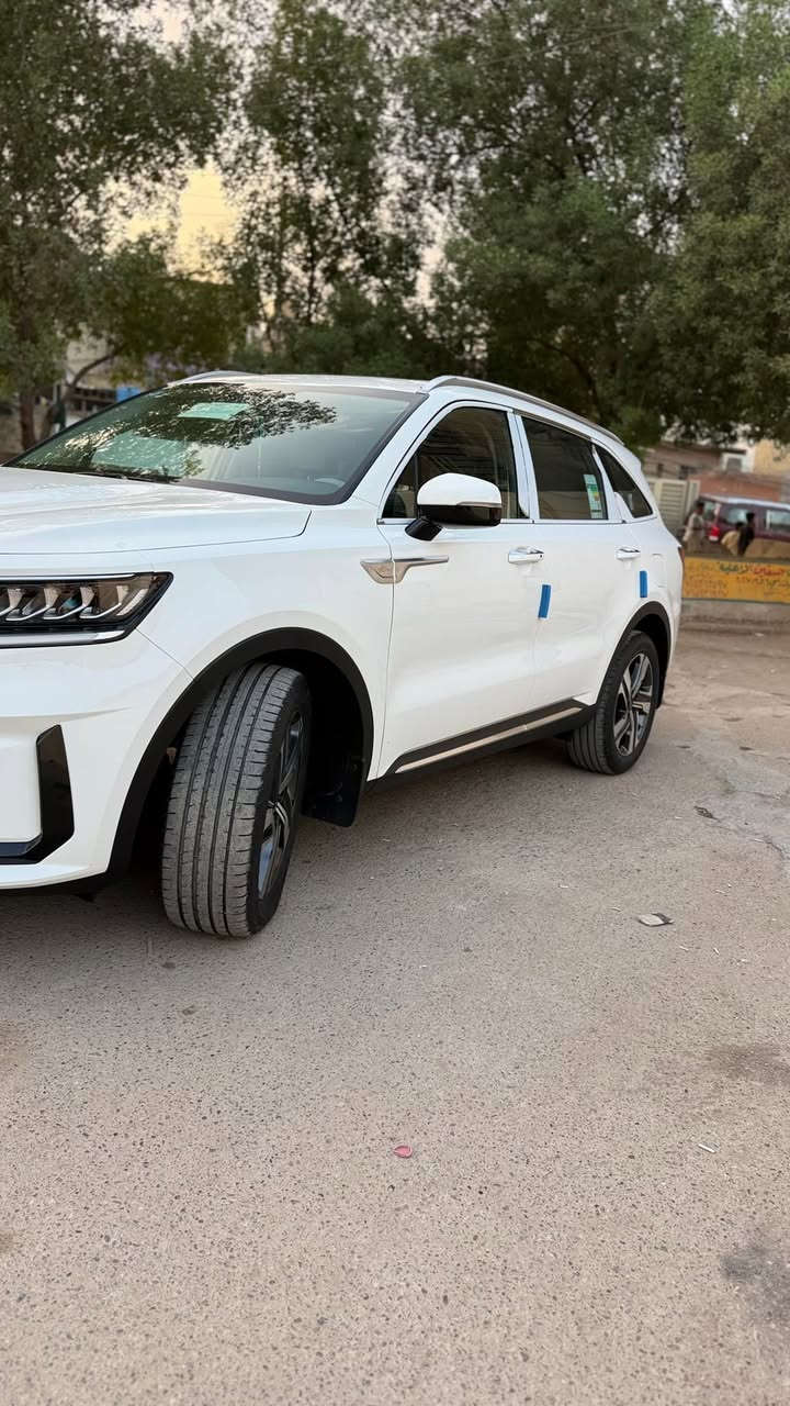 سلام عليكم سورينتو 2023 خليجي كفاله عامه ماشيه (23) محرك 6 سلندر 3500 
  ملاحضه / السياره استخدام شخصي من سنتها ماخذها زيرو  
المواصفات : 
1 كير ماوس 
2 7 راكب 
3 اضائيه داخليه محيطه 
4 تشغيل عن بعد 
5 هندبريك بصمه 
6 كشنات الاماميه كهرباء 
7 تبريد 3 قطع 
8 صندوق كهرباء 
9 لاين 4 عدسات 
10 جي بي اس 
11 اريل نفكشين تحديد خرائط 
12 شاشه كبيره متصله 
13 شاحن وايرلس 
14 بردات ابواب خلفيه
15 شارع ترحيب علامه سورينتو
16 حساسات امامي خلفي
17 مود درايف 4 انضمه كونفرت / أيكو / سمارت / سبورت 
18 تحكم استيرن جهتين 
19 بوب بصمه عدد 2 
عنوان السياره بغداد البلديات 
الرقم / ***********
السعر / 278 بيها مجال حك الجيه
