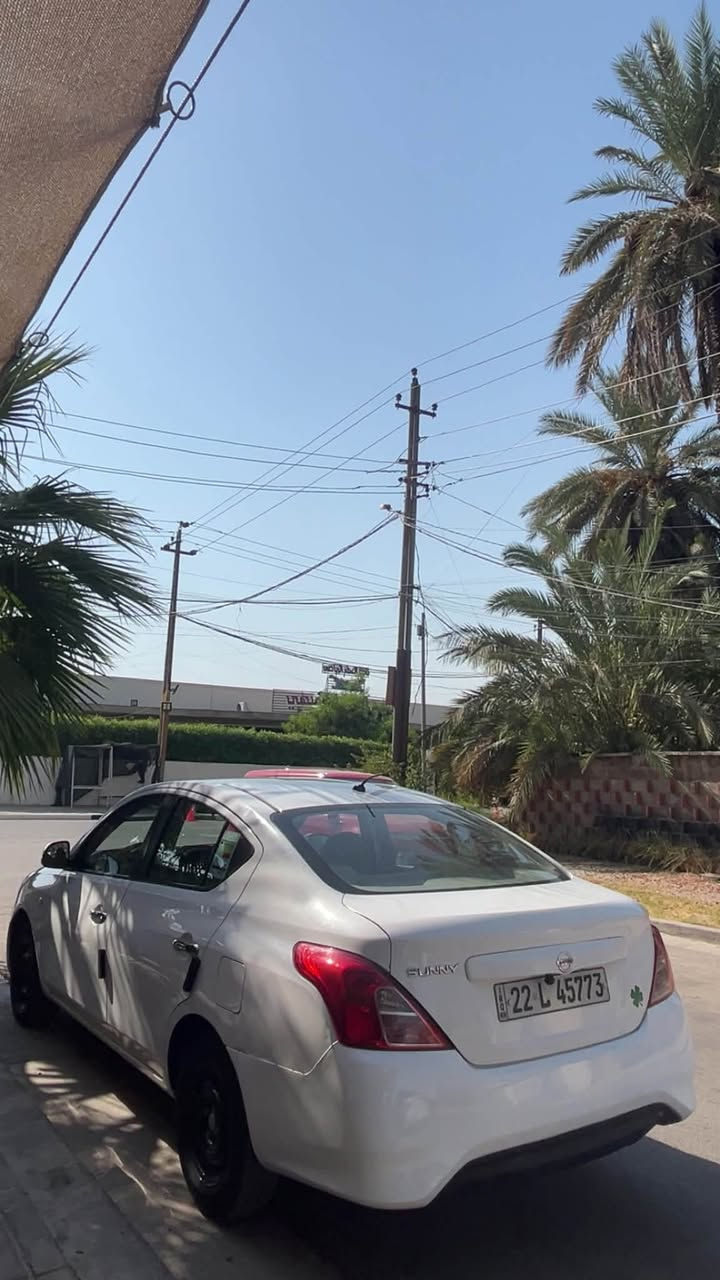 نيسان سني 2019 هندي المرغوب
السلام عليكم 
السعر: 90 ورقة وبيها مجال للشراي 
الموديل : 2019. (خليجي ) .
المحرك : 1500 . 4سلندر
الرقم:اربيل بأسمي الوكالة والتحويل مجاناً  
المواصفات 
شباك نيكل
2 جام كهرباء
شاشة كاميرا 
تحكم ستيرن 
بروجكتر
مقاعد لون بيجي 
دشبول لون بيجي
مقابض ابواب نيكل  
حساس تاير 
دبل ايرباك 
مانع انزلاق
دبل رون
تجاوي خلفية متحركة

العنوان :بغداد/حي العدل 
***********
