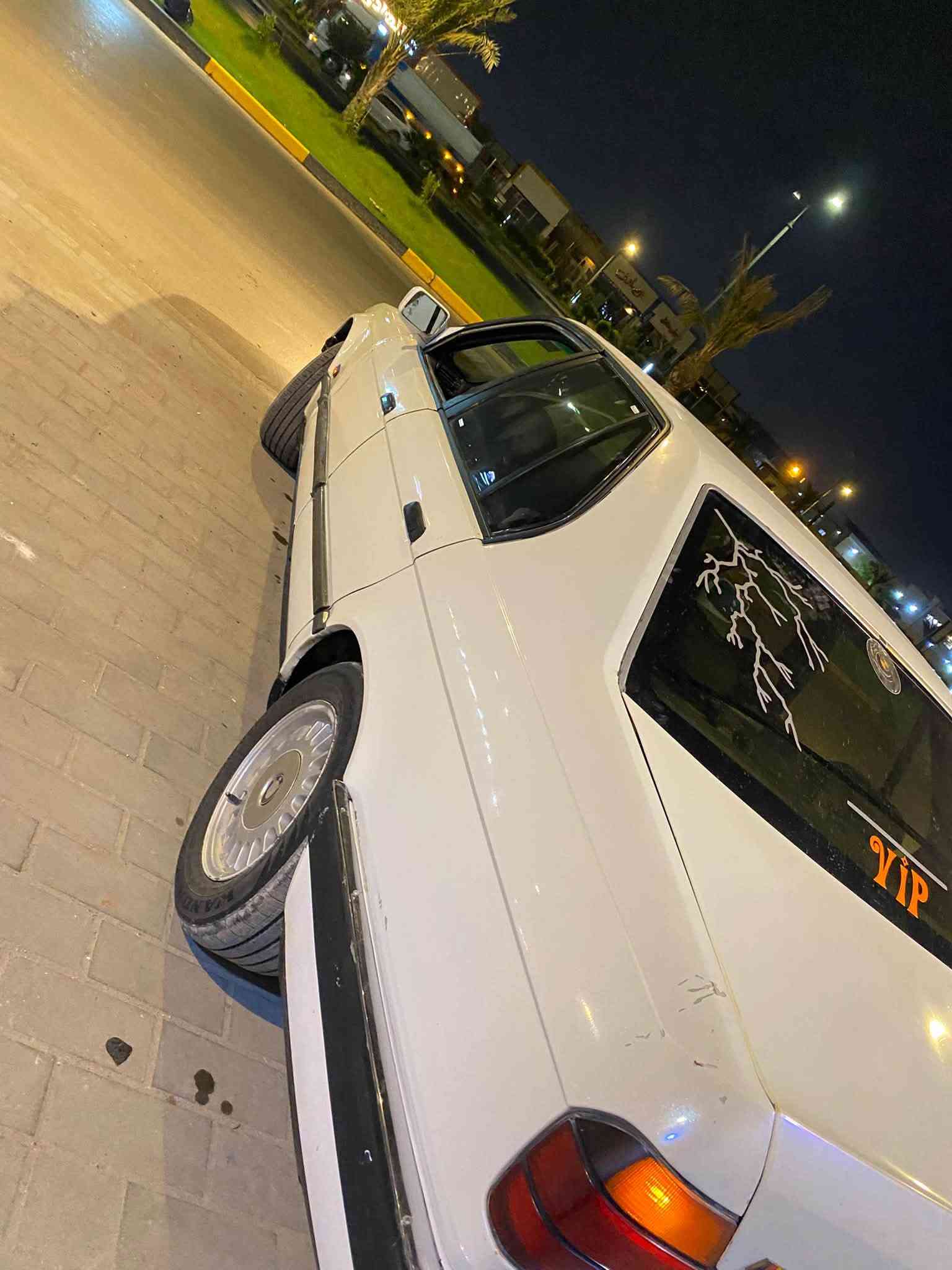 بي ام 730 • ١٩٨٨ • بصره مطيحه