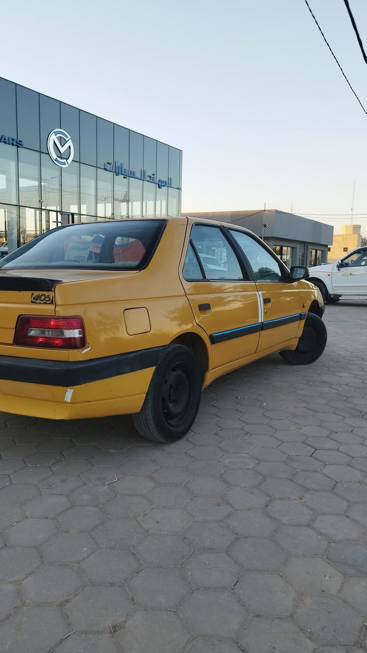 السلام عليكم بيجو 405 سياره2015 جاهزه من كلشي تبريد ثلج🥶حداديه مشط جديد كفاله من كلشي عده طخه بل باب الوره السايق صبغ بدون دواخل عتب بلاد سياره جديده عليه هئيه500الف حسب التفاق السعر ب33  الرقم *********** بي واتساب ولخط مفتوح
