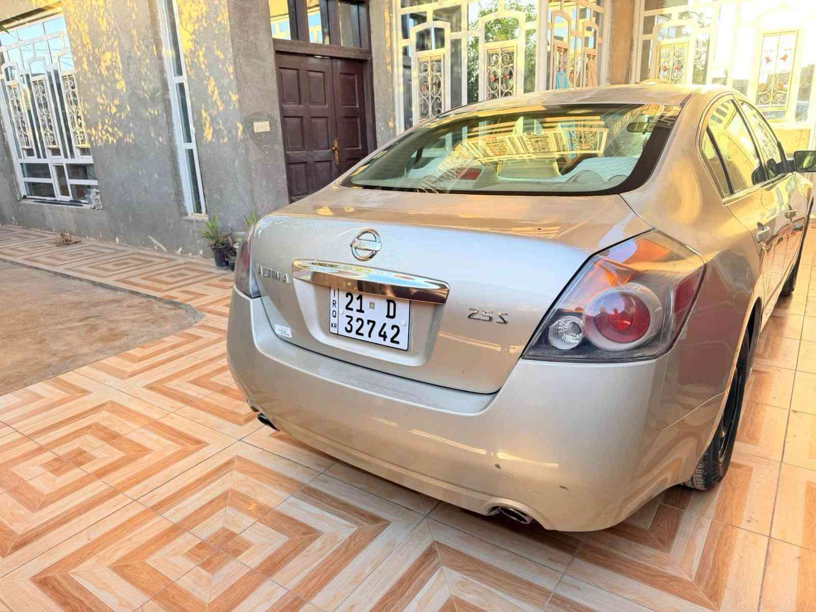 ٢٠١٠ • مكينة جديدة • بصمة تشغيل