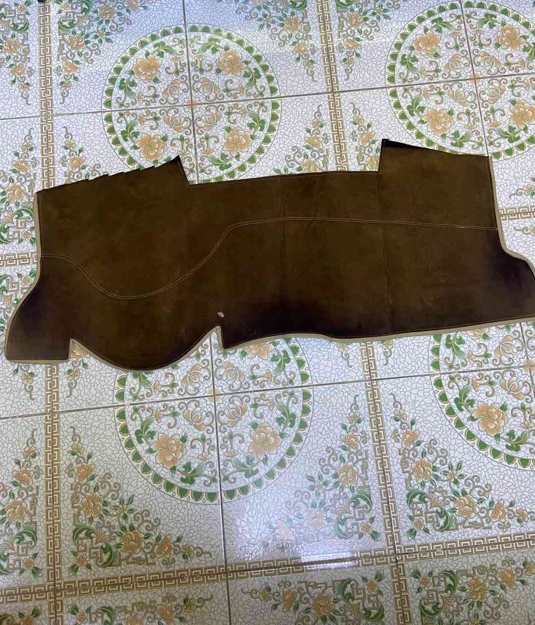سلام عليكم غراض كورلا كماليات 
فرشه مالت دشبول كورلا نضيفه 
من مديل 20 لل26 
سعرر 10 
وفرشه جنطه جديده ايضن من مديل 20 لل26 
سعرر20
مكان سيديه 
***********
