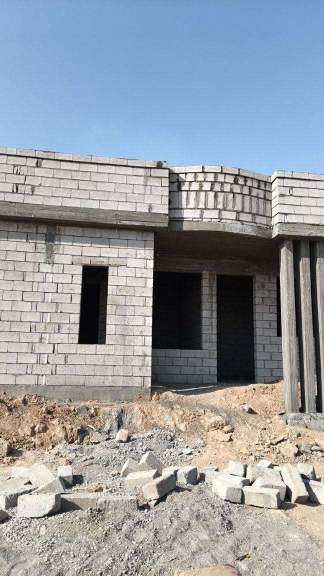 سلام عليكم متوفر كادر بناء نطلع علا بيوت تكعيبه سياج  ستاره  الالف ب 140 الف

ا التصال عل رقم *********** ناحيه القياره
