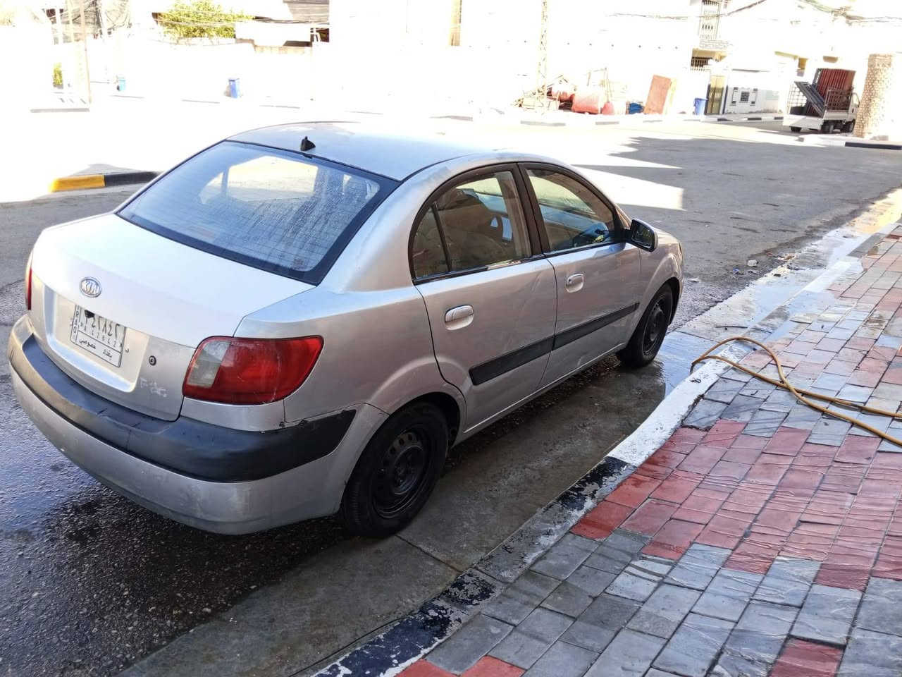 السلام عليكم كيه ريو للبيع موديل 2006 وارد أمريكي حادثه جاملغ الخلفي بيه جراد قليل مكينه 1600 تبريد ثلج رقم بغداد بأسمي سعره ب 63 وبيه مجال مكاني كربلاء. الشراي يتصل. ***********
