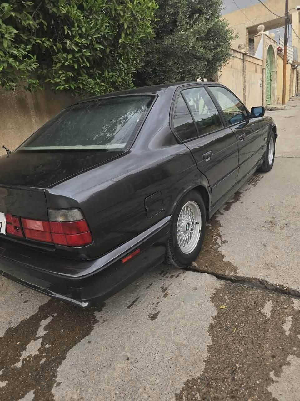 535 اصل
كير ومكينة صقر 528/2002
لا حادث ولا ضربة
دعاميات M
دوسات M
دواخل M
يعني الكشن حضن
موديل1991
تواير جدد
السيارة مصروف عليها
اي نقص مابيها
طخم جديد عمر٧٠
تدفئة وتبريد شرط
كشنات هيتر
سلايت
بيها اثر بخار
مكانها الموصل
واتساب ***********
الخط ***********
