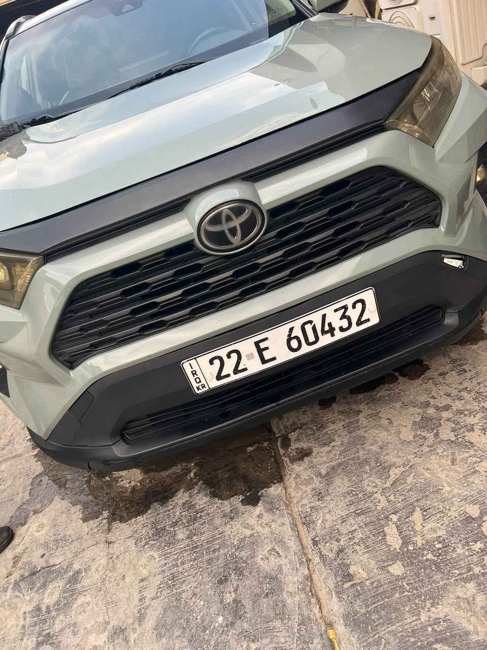 راف فور • بنزين • بدون ايرباك
