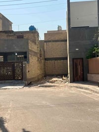 البنوك شارع المطاعم • ٨٠م • واجهة ٤٫٥م