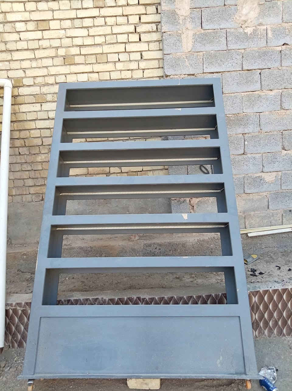 سلام عليكم عارضه  جديده   خشب mdf 16 mm. تزكام يخبل وثكيل قابل للغسل وايضاا تكدر تصبغه وتغير صبغه  نشرات لد قويه كلش ويا  برده سلايت جديده مكاني كربلاء للاستفسار ***********
