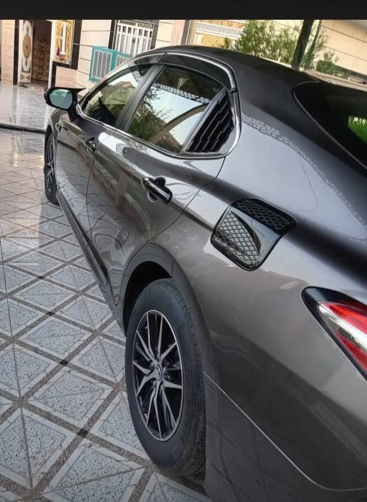 السلام عليكم كامري موديل 18
للبيع البنيد فقط تبديل والجاملغ مصبوغ نفسه
بدون داخل وبدون ارباك كير مكينه تبريد شرط 
السياره جاهزه
العنوان الانبار القائم للأستفسار الاتصال على الرقم
 السعر 157 وبيهه مجال ***********
