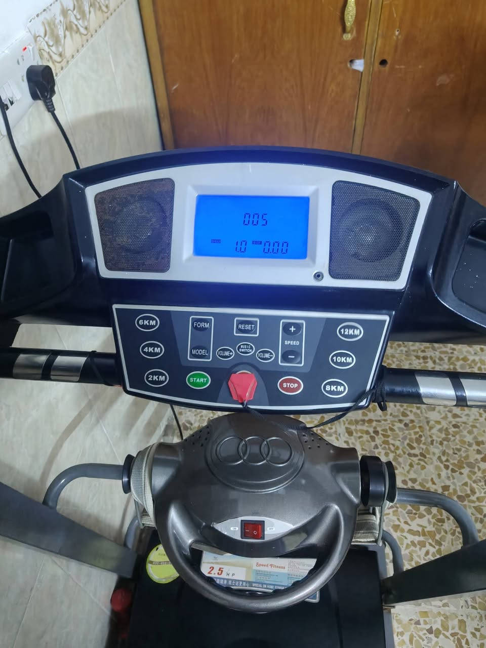 السلام عليكم جهاز جري للبيع السعر 200 و بي مجال رقم التلوفن ***********
