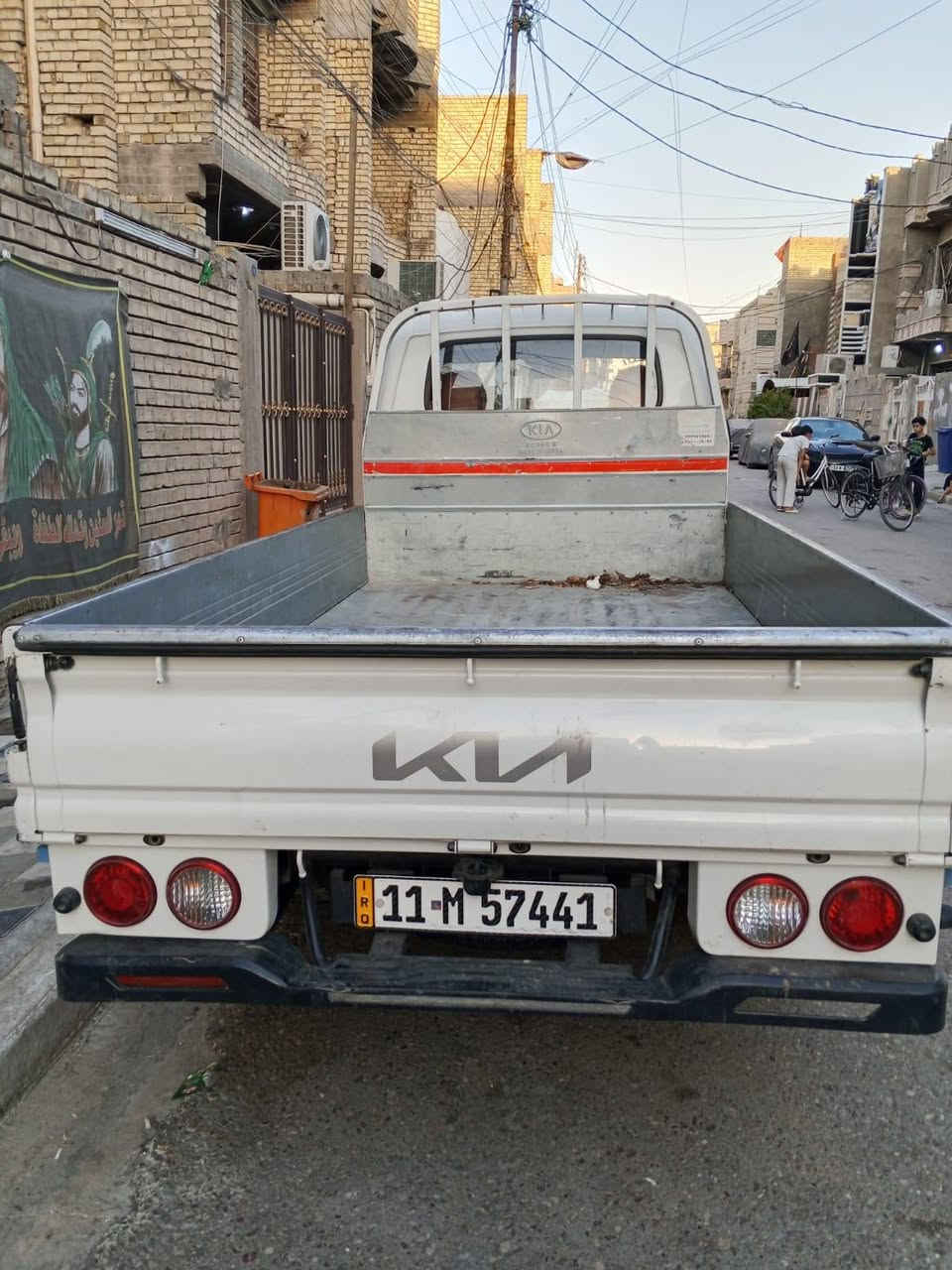 السلام عليكم كيه حمل للبيع 2024 كفاله عامه عده بارد بل باب البنيد تخم تاير سبير منازل 
ماشيه 74  حقيقي السعر 150 وبيه مجال بغداد بلديات ***********
