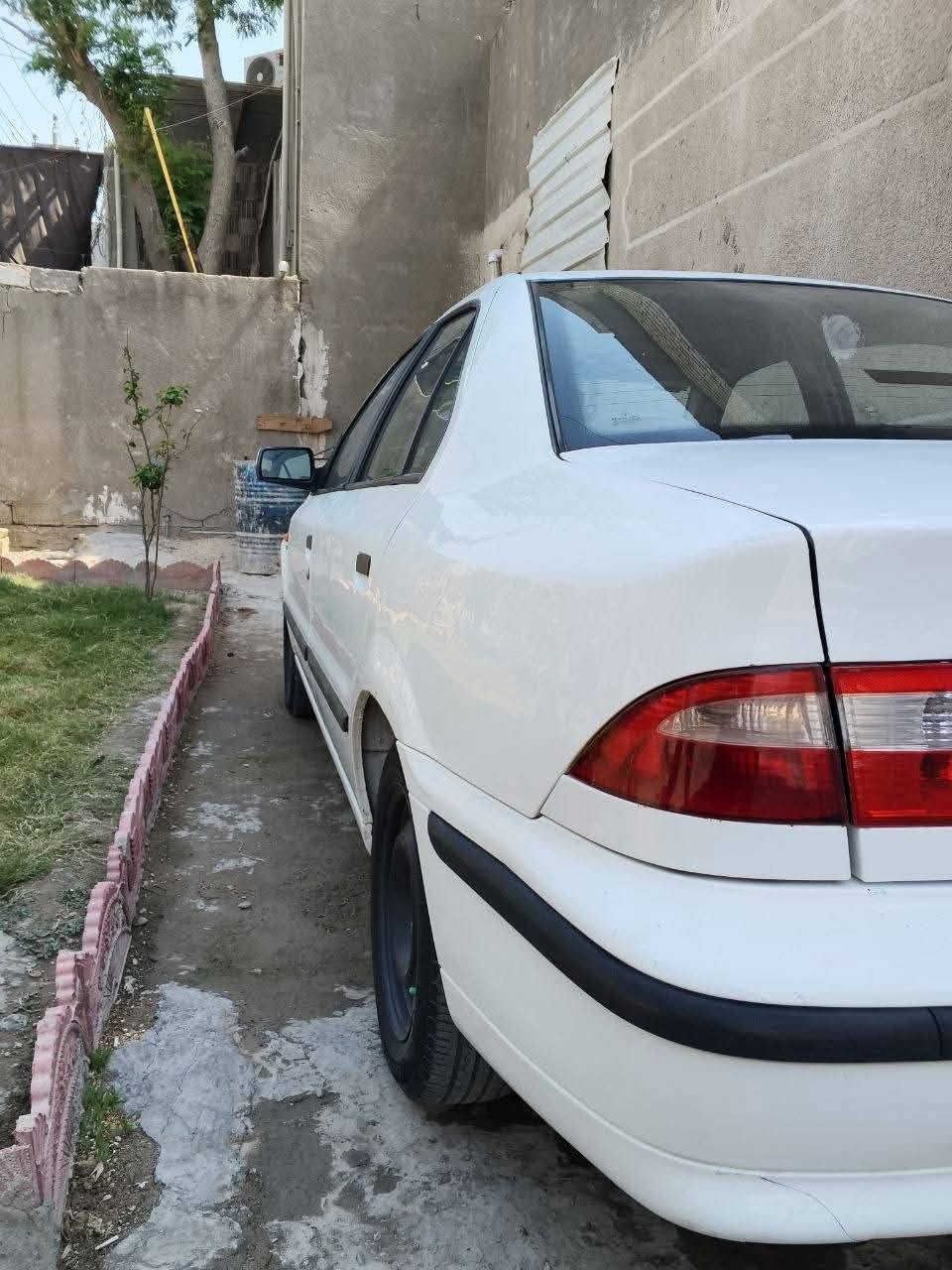 سلام عليكم سمند مديل12 كير ومكينه مكفول وتبريد شركة ثلج رقم بغداد باسمي تحويل ثاني يوم ب48 وبيه مجال للطيبين مكاني الكوت للتواصل على الرقم ***********
