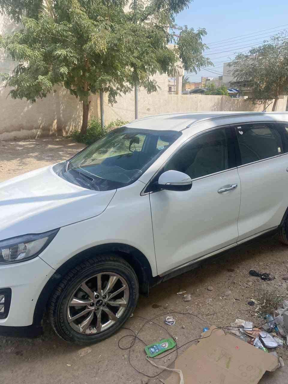 سورنتو خليجي 
رقم أربيل 
 فول مواصفات ماعدا  الفتحة 
6 سلندر 
كير محرك تبريد شرط 
 ضربه جاملغ الخلفي الايمن فقط 
السعر 220 وبيها مجال
المكان سامراء 
للتفاوض على السعر الاتصال 
بصاحبها على الرقم او واتساب : 
***********
