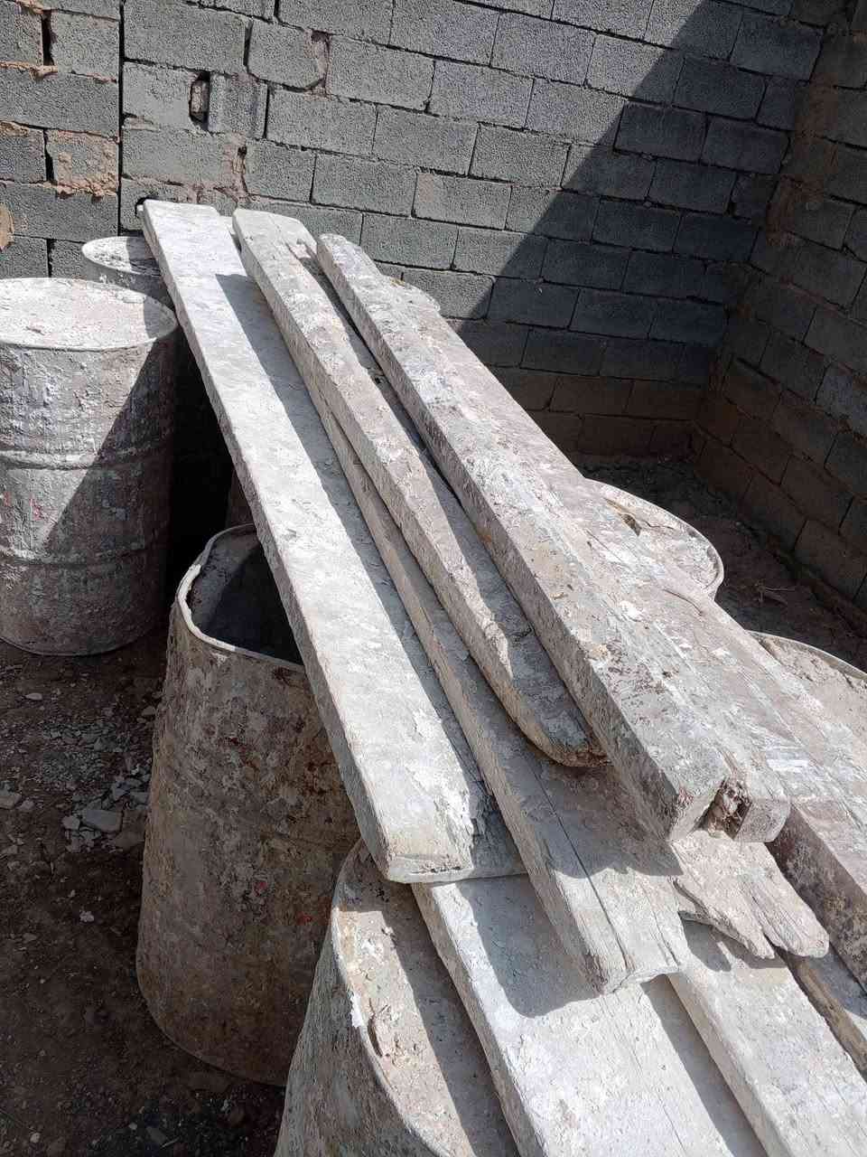 للبيع ***********
١٥ مسطر مع ٦ براميل سكله دربات عدد ٢
مع سيور عدد ٤ ابو ٢
