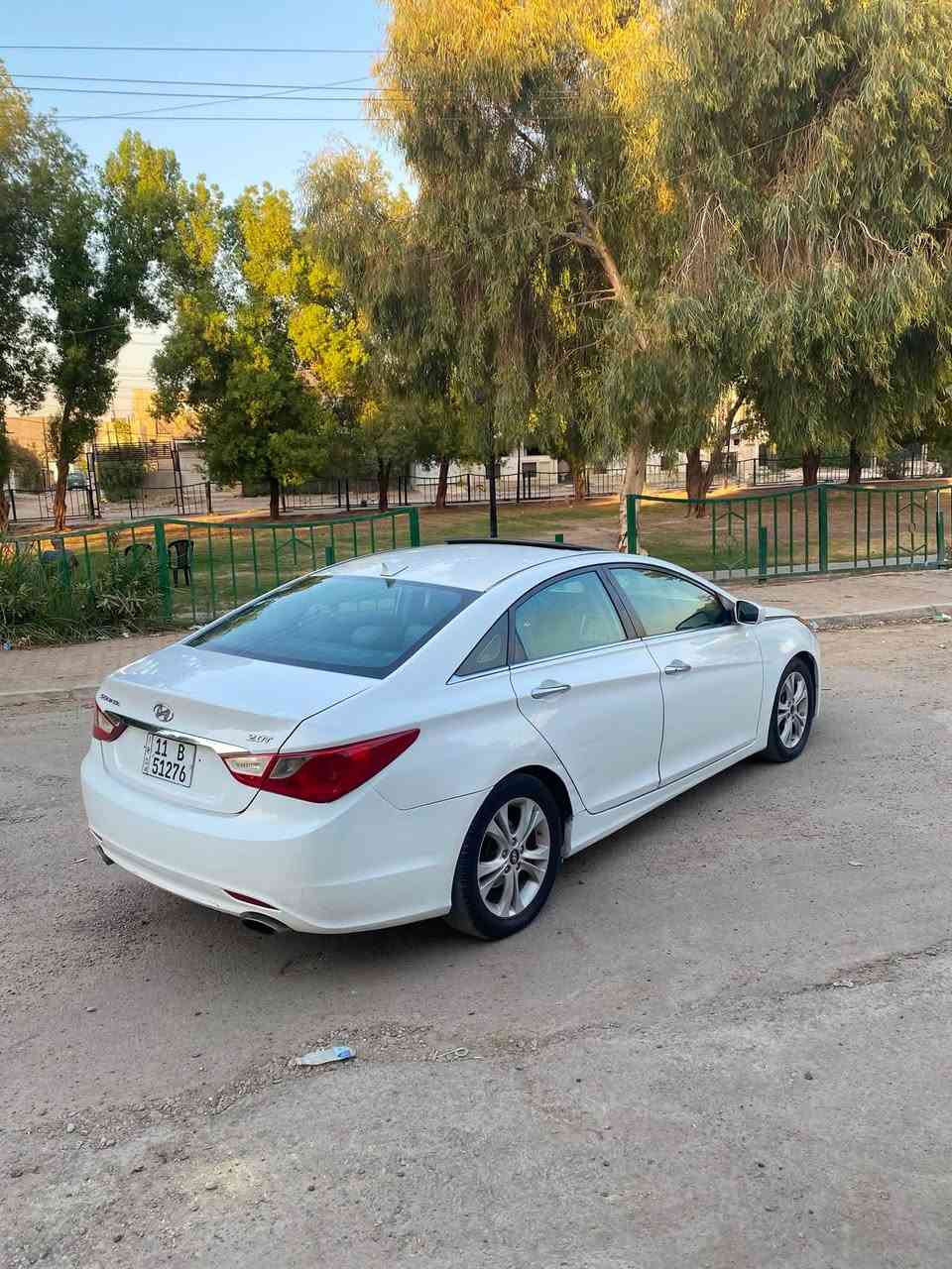 السلام عليكم سوناتا ٢٠١١ امريكي مكينه ٢٠٠٠ تيربو مامفتوحه بعدها بل چيس السياره جاهزه للاخير وعليها ادامه جديده السياره
السياره فول مواصفات للاخير فتحه وبصمه وكشن كهرباء وجلد وشفتات بل ستيرن وبصمه صندوك وتدفئه بل كشن وبعد بيها هواي مواصفات السياره بيها قطعتين صبغ 
مكاني بغداد الدوره 
سعرها ٨٢وبيها مجال 
***********

