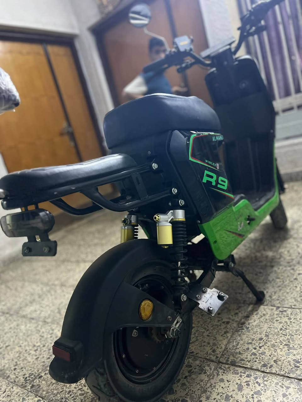 R9 • أربع سرعات • بغداد شعله