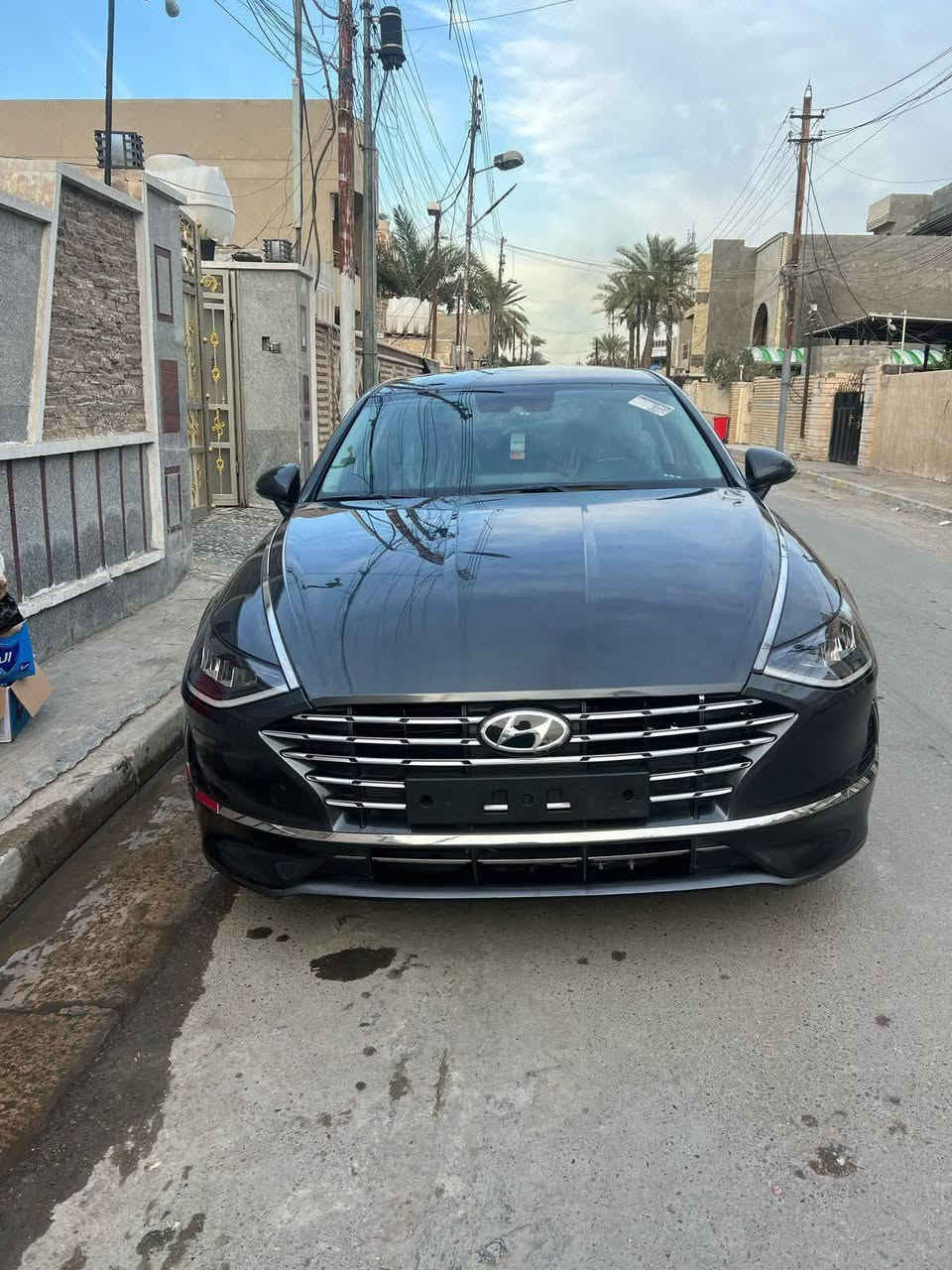 سوناتا ٢٠٢٣ هايبرد
الصور موضحه مع الحادث
 السعر ١٦٨ الي مو شراي لايبخس بسيارة غيرة
العنوان بغداد
الرقم ***********

نص مكتوب في الصور:
- 40287452
