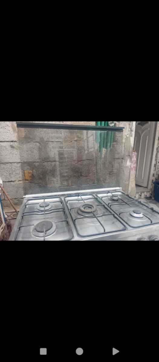 طباخ نظيف ويشتغل جميع العيون سعر 110 وبي مجال للشراي راسلو خاص عنوان عنوان ع حولي حي شهيد ابو مهدي المهندس
