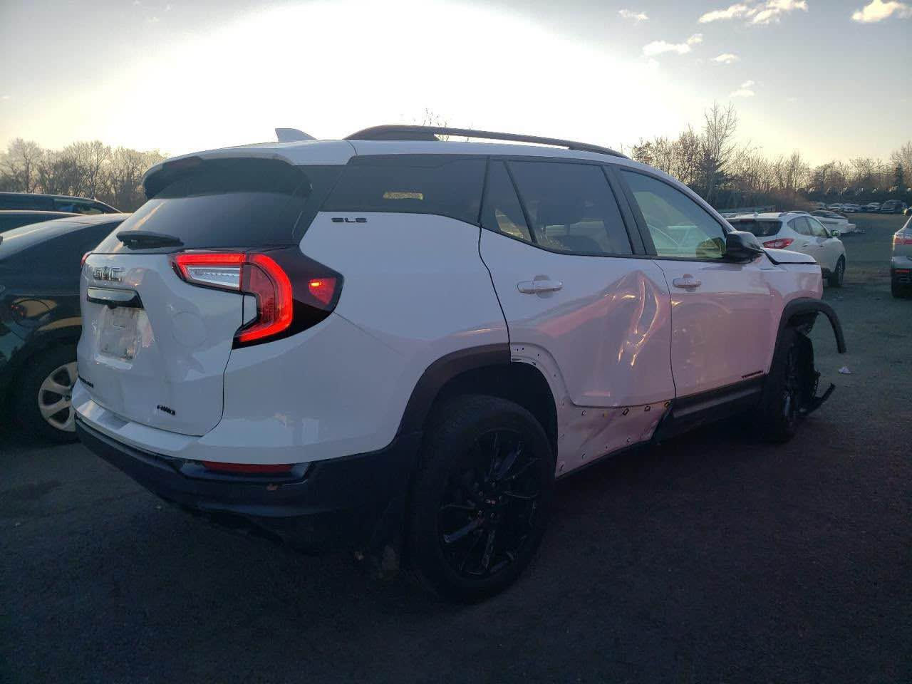 � للبيع جمسي تيران GMC Terrain

موديل: [2024]

فئة: [SLE ]

وارد: أمريكي 🇺🇸

الممشى: [الكم] ألف كم

رقم: [ابدون رقم]

اللون: [ابيض]

المواصفات: [بصمه تشغيل عن بعد كرسي كهرباء قطعتين تبريد شاشه دجتل وباقي المواصفات معروفه]

الحادث كما موضح بل صور وصار بيها حادث بل عراق تبديل بابيبن جهت عكس السايق وتبدلن نفس الون 

🔹 السيارة نظيفة جداً

🔹 المحرك والقير بحالة ممتازة

🔹 التواير بحالة جيدة

🔹 التبريد والتدفئة شغالات

🔹 السيارة جاهزة للاستخدام وما تحتاج صرف

💰 السعر: [160] قابل للتفاوض بالمعقول

📍 المكان: [واسط كوت ]

📞 للتفاصيل والاستفسار: [***********]

البيع للجادين فقط، الله يرزق الجميع دهل اوران, واسط
