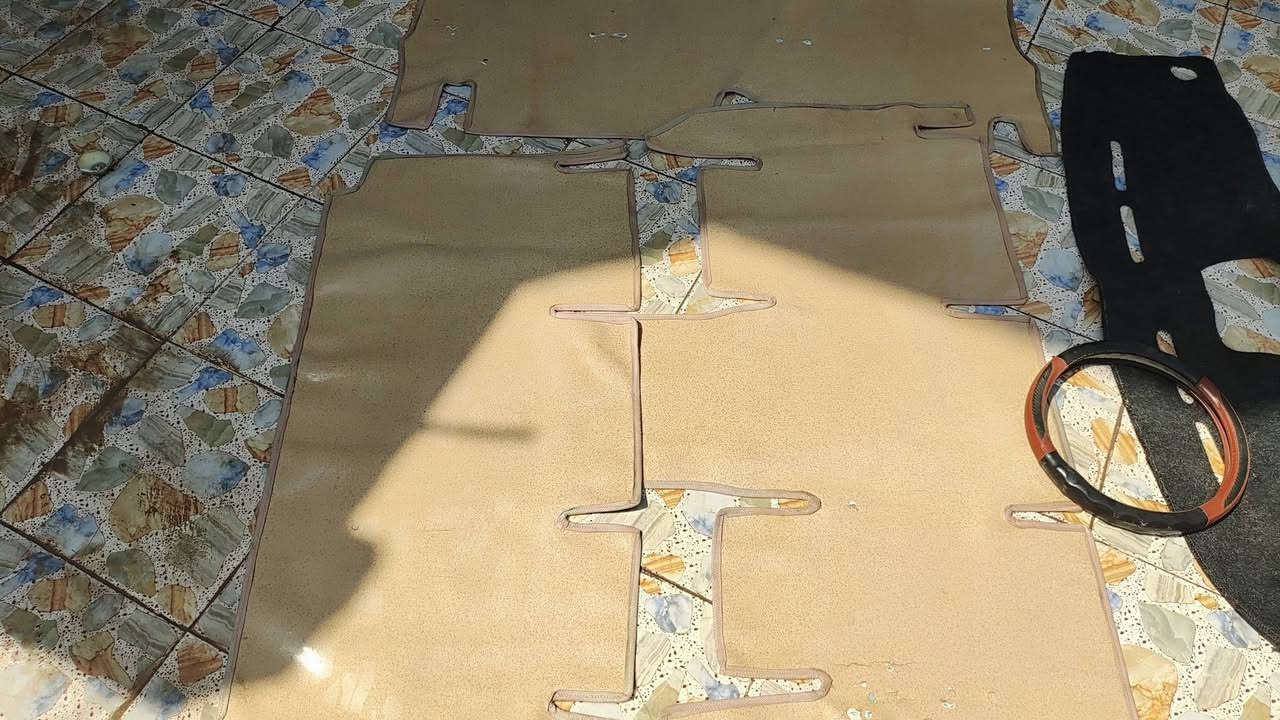 سلام عليكم سفريات ستاركس الورة  نضيفات  و غلاف دشبول وغلاف ستيرن وفلنجات كلهن ب٦٠ الف الي يريدهن يتصل على رقمي *********** مكاني حله
