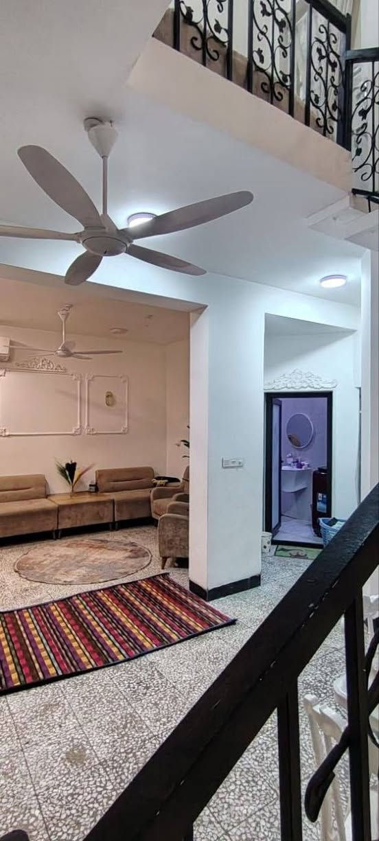 🏠 بيت للبيع في حي الوفاء

📍 الموقع: حي الوفاء
يبعد 50 متر فقط عن شارع 60
قرب أسواق المعالي

📐 المساحة: 50 متر مربع
🔸 البيت ركن
💰 السعر مناسب جداً وقابل للتفاوض
