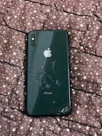ايفون اكس ماكس • ٦٤ • ظهر مكسور