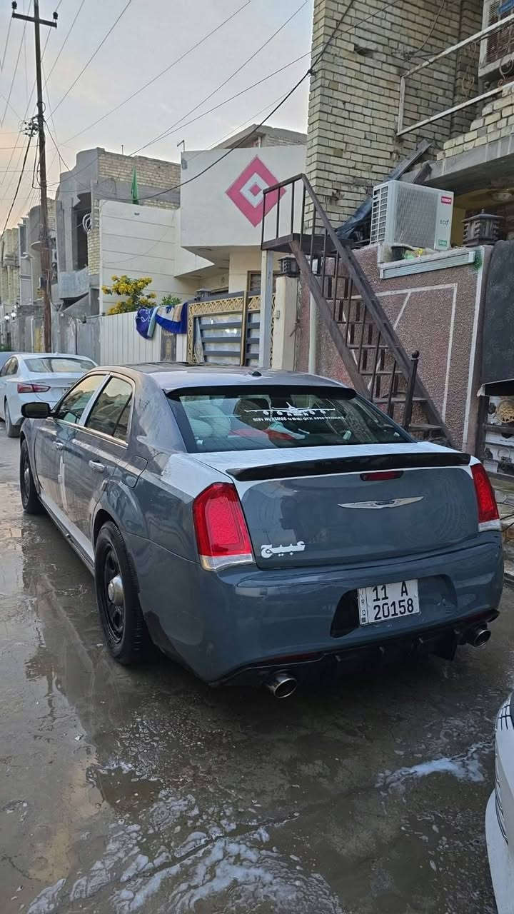 اوباما موديل 13 فول مواصفات فور ويل ملغي  مكينه كير مكفولات مكان السياره بغداد حي اور السعر 130 وبيه مجال
حادثه جاملغ الخلفي بدون دواخل
***********
