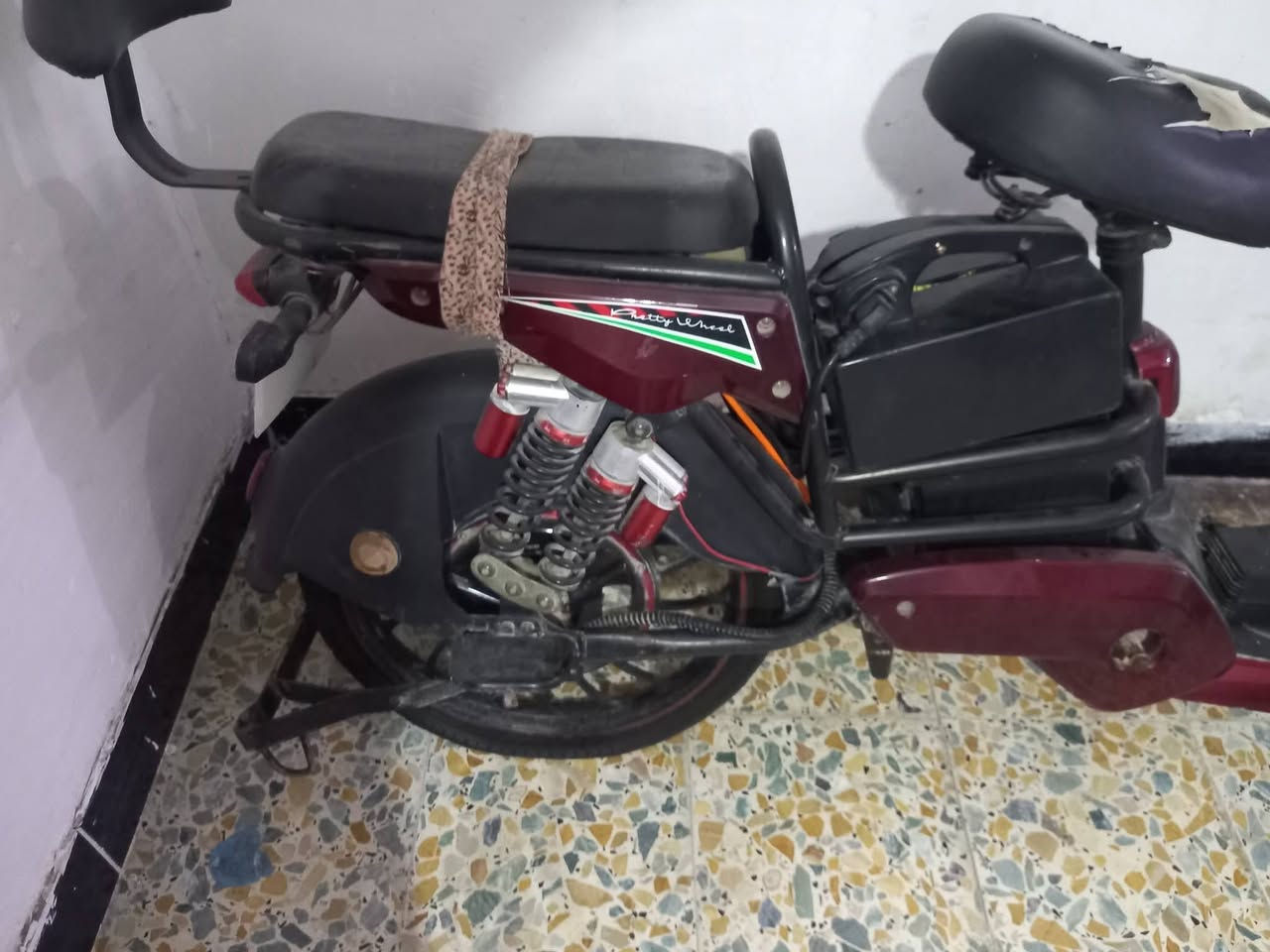 دراجة شحن نقص بطاريات اسعر ١٠٠ الف لمزرعة ***********

