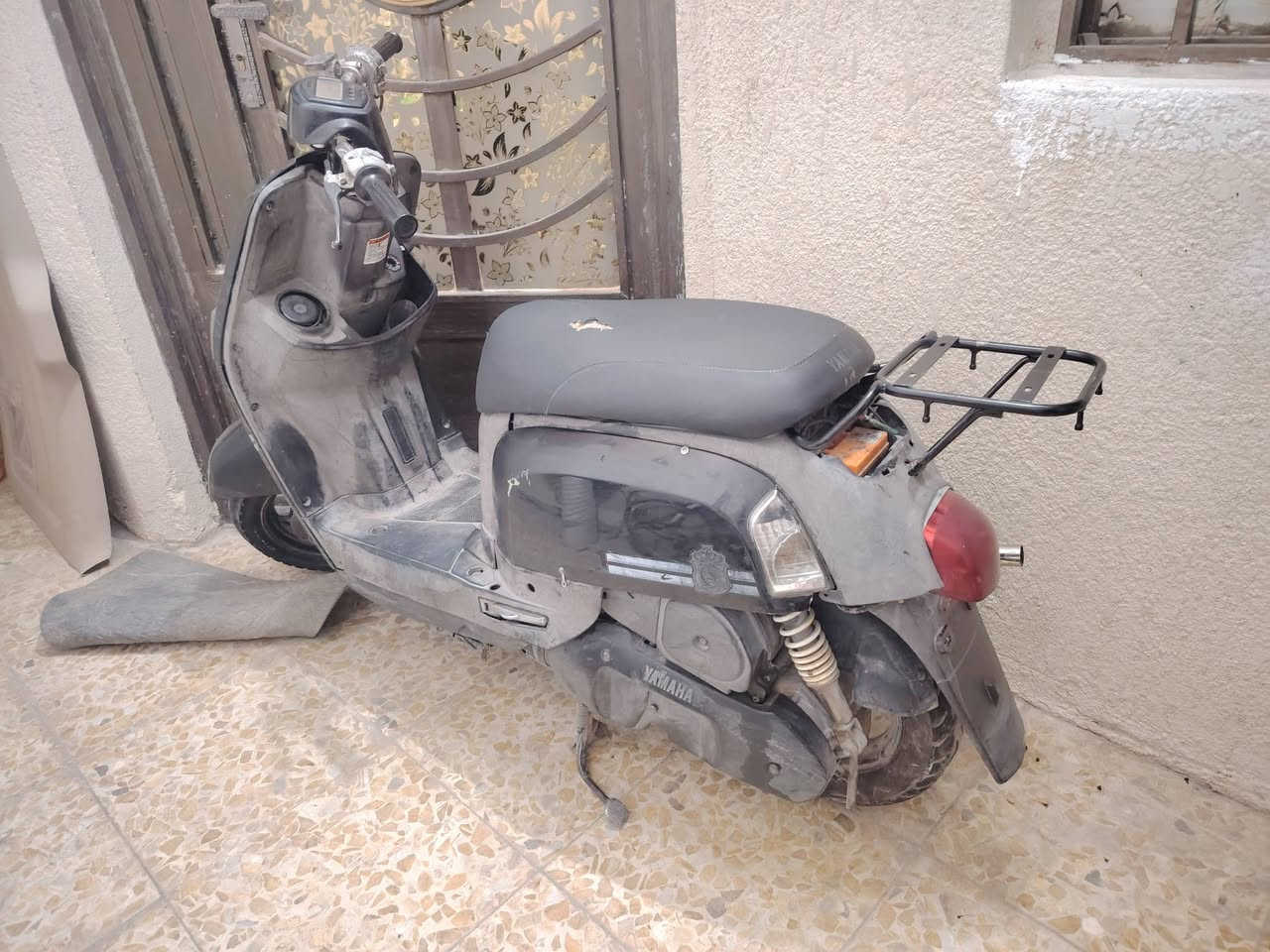 بوليسي للبيع نوزل *********** موديل 2008
سعرهه 650 كربلاء الحر الصغير بلاديه محرك جديد كهرباىيات كلهه شغاله بس الكفر يحتاج غسل وترتيب
