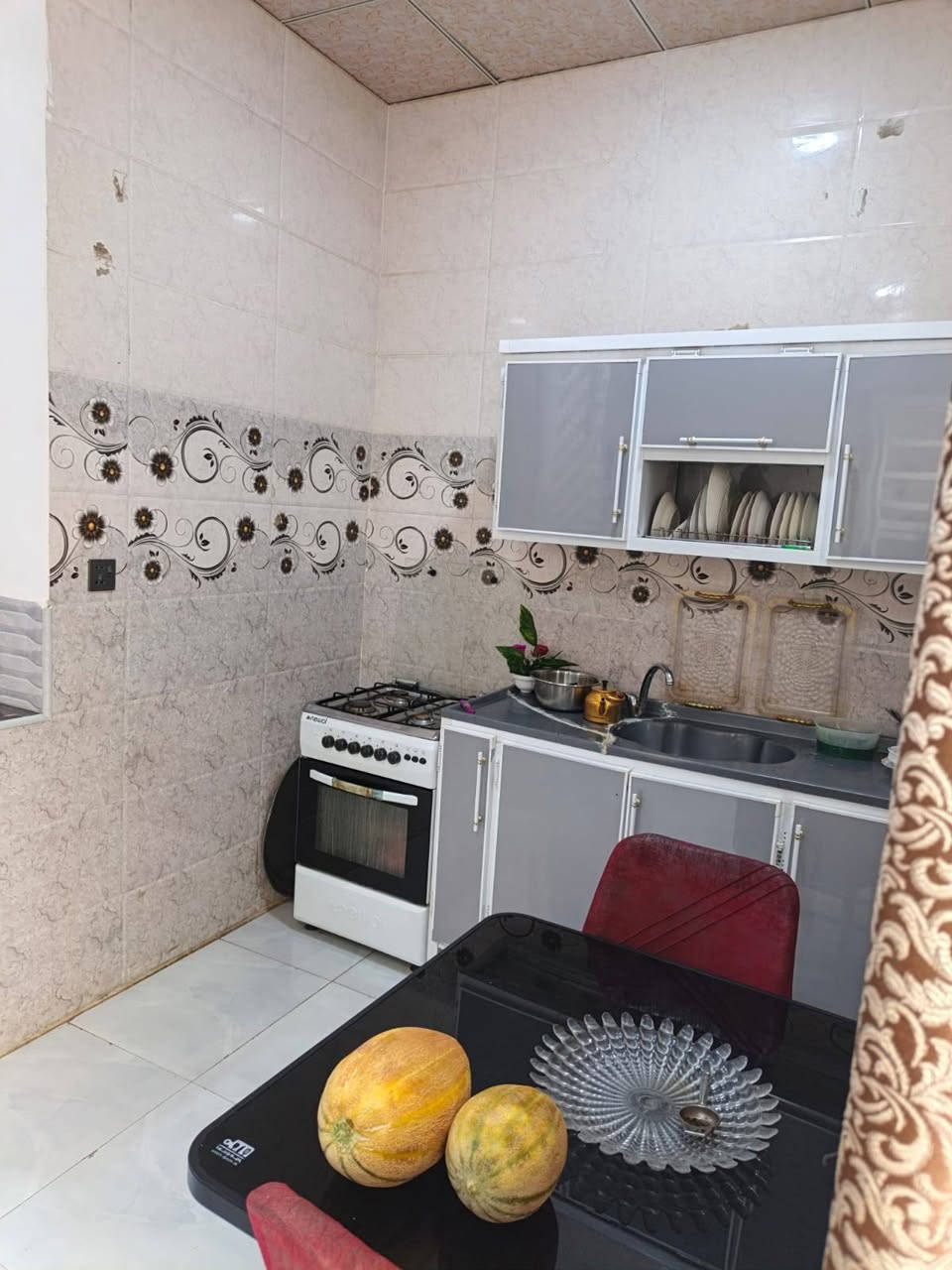 بيت للبيع   100  متر مربعة  ب 34 مليون وبيه مجال  

(طابو زراعي سند 25 مشمول بلتطويب) 

بناء حديث  صب كونكريت وطابوك نهروان  

((خريطة 150)) 

البناء [ غرفتين وصاله ومطبخ وستقبال 
وصحيات داخليه وخارجيه ومكشوفات ]

الموقع.   [النجف شارع الصب مقابل قرية الغدير عمود 314 ]

السعر 34  مع المجال 

استفسار 
اتصال ‏ *********** ‏ واتساب ***********
