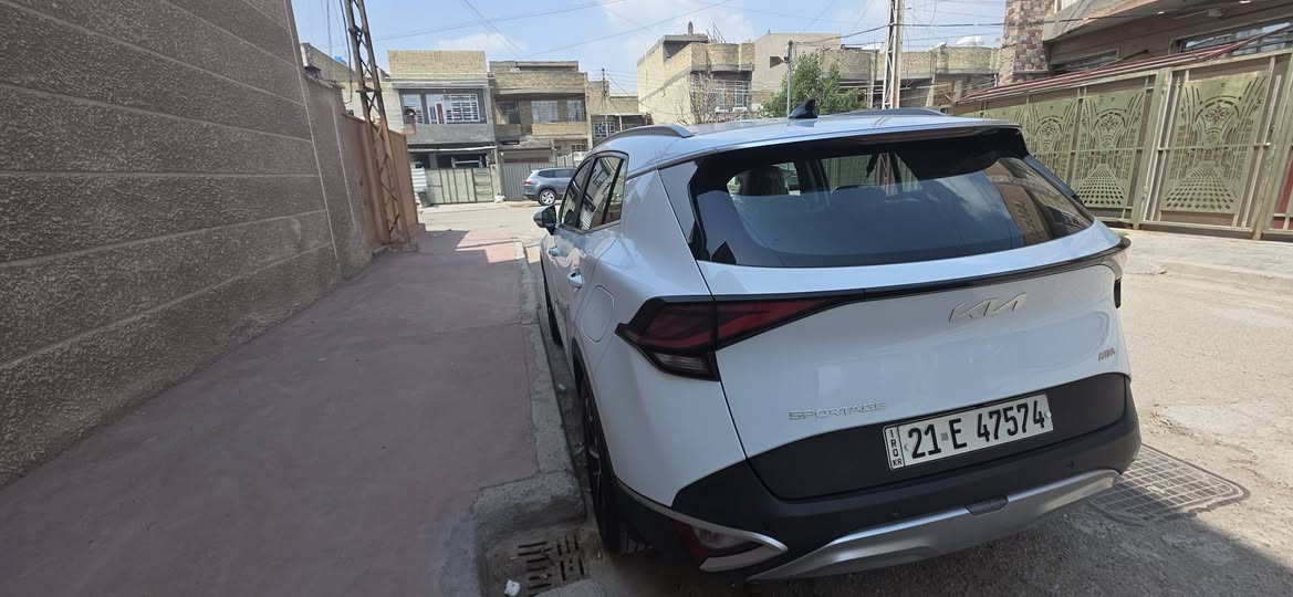 كيا سبورتج خليجيه ٢٠٢٥ نص مواصفات داخل اسود رقم سليمانية سنويه بسمي مكفوله كفاله عامه ماشيه ٣٢ الف مكانه بغداد الشعب سوق شلال ***********
