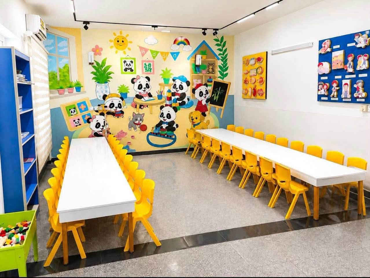 🏫 روضة أحباب الشدن الأهلية

تعلن عن بدء التسجيل للعام الدراسي الجديد
📚 2026 – 2027

👶 تستقبل الأطفال من عمر 4 أشهر وحتى 5 سنوات

⏰ أوقات الدوام:
من الأحد إلى الخميس
من الساعة 6:45 صباحًا ولغاية 2:30 ظهرًا
مع توفر أوفر تايم لغاية الساعة 4:00 عصراً

ماذا تتميز به روضة أحباب الشدن؟

🔹 سبورات تفاعلية ذكية مجهزة لجميع الصفوف
🔹 🎬 سينما خاصة بالأطفال
🔹 🎭 مسرح دمى
🔹 🎵 نشاطات موسيقية
🔹 🥋 تايكوندو
🔹 🩰 باليه

📌 خبرة تمتد لـ 26 عامًا
تأسست الروضة عام 2000 بخبرة طويلة في مجال رياض الأطفال

📍 العنوان:
بغداد – حي القادسية – ساحة قحطان
خلف مطعم عدنان للمشويات

📞 للاستفسار والتسجيل:
***********
صفحه الروضه على الانستكرام لمتابعه النشاطات

https://www.instagram.com/ahbabal_shadn?igsi=aGtkaXE1dGx4aHR2&utm_source=qr
