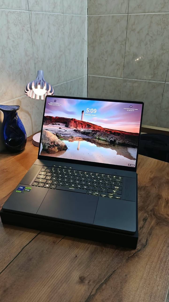 موديل ٢٠٢٤ • RTX 4070 • شاشة ١٦ بوصة OLED