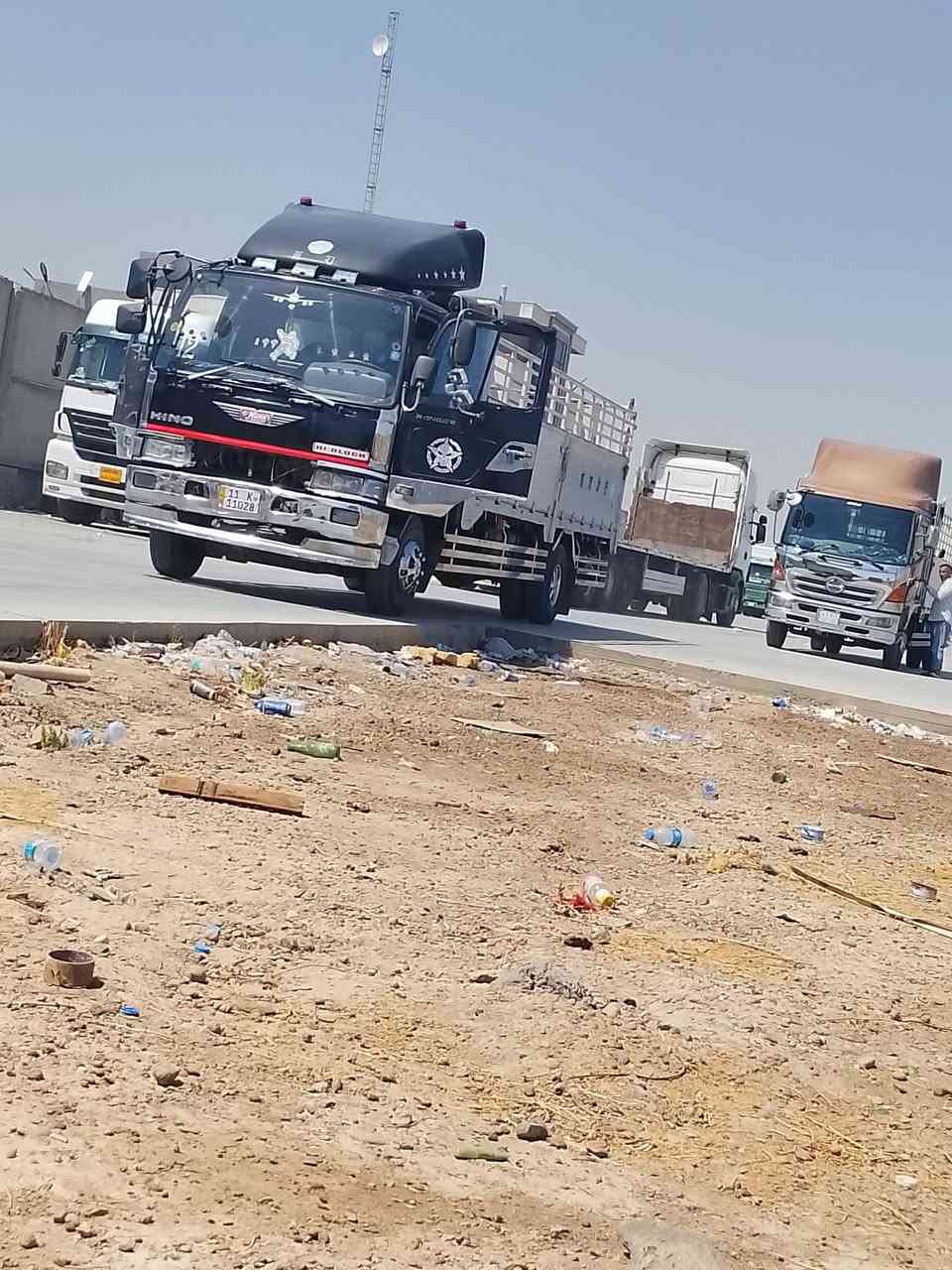 هينو طيره محرك 80خط واحد عادي سته وربع بلاديه موديل 91 مكان سياره حله رقم ***********
