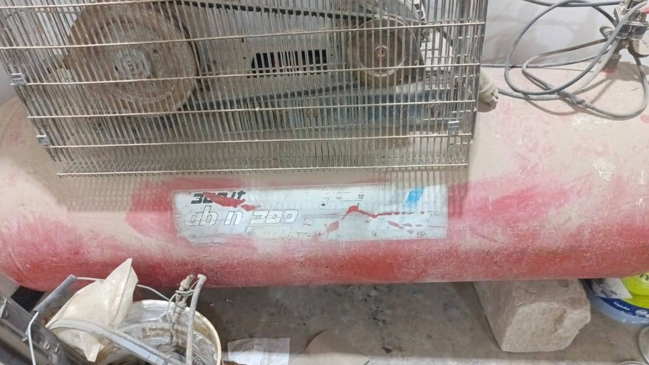 السلام عليكم ورحمة الله وبركاته كنبريسر شرط الشغل ريدينه 300)***********
