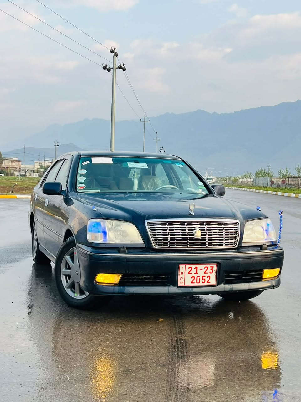مەلیکە بۆ فرۆشتن موسە 2001 ڕەنگ بیلادی نیلی مەکینە ڤیڤی تی بەس شوێن موسی بۆیاغە چوار تایەیی نوێیە یەک دووگمەیە یەک کوشن کارەبایە گێڕ و مەکینە بەشەرت 44گەڵا هەموو شتێکی بیلادە ***********واتس ئاپی لەسەرە
