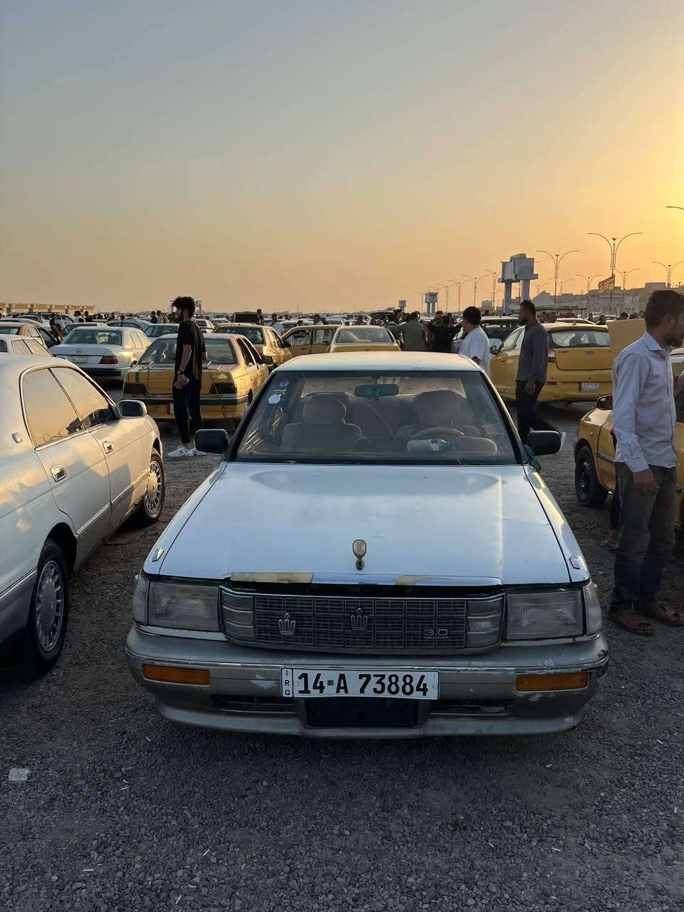 السلام عليكم سياره هاف توب 92 للبيع مكان البصره الجزيره 30 وبيها مجال ***********
