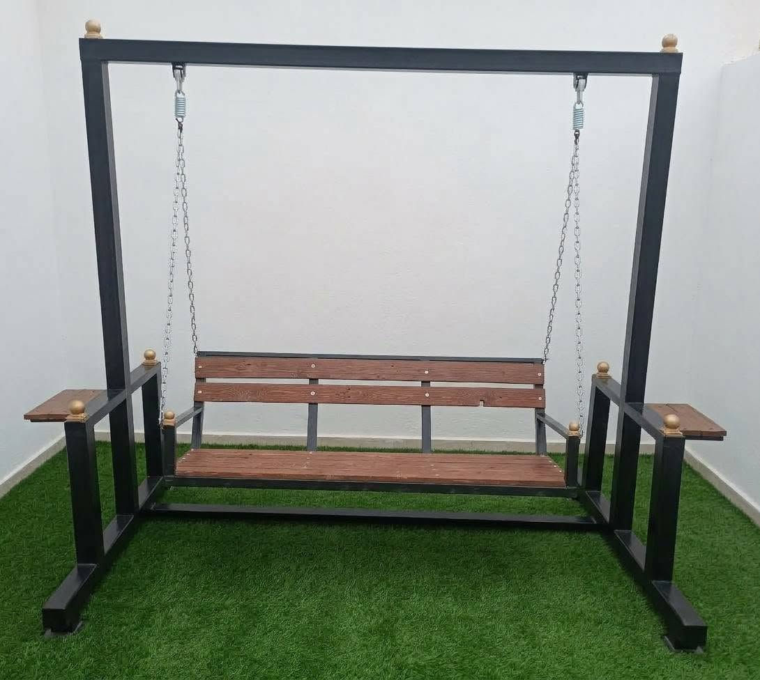 مراجيح • حسب الطلب • واتساب