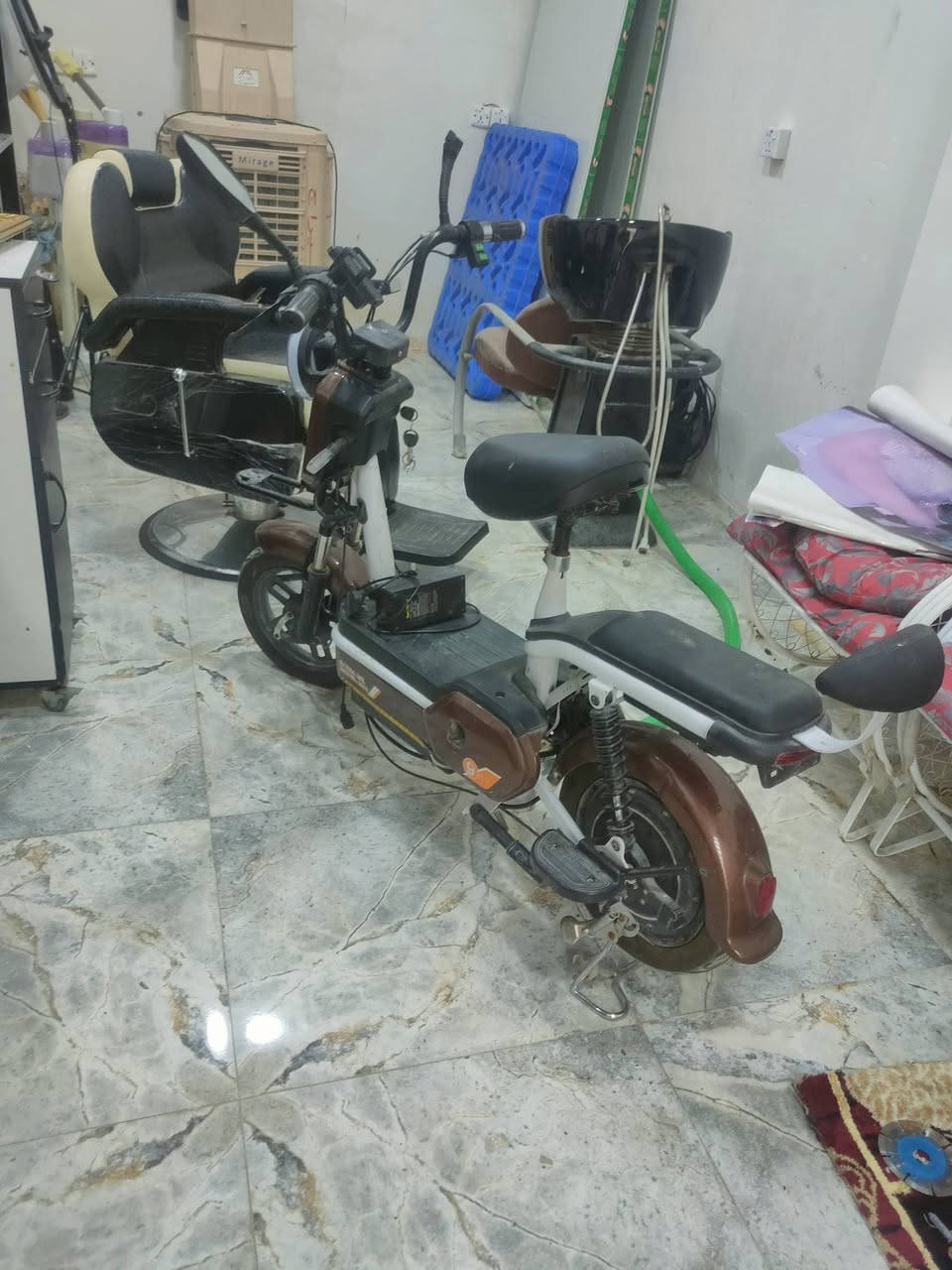 باسكل شحن • بطاريات محتاجة جديد