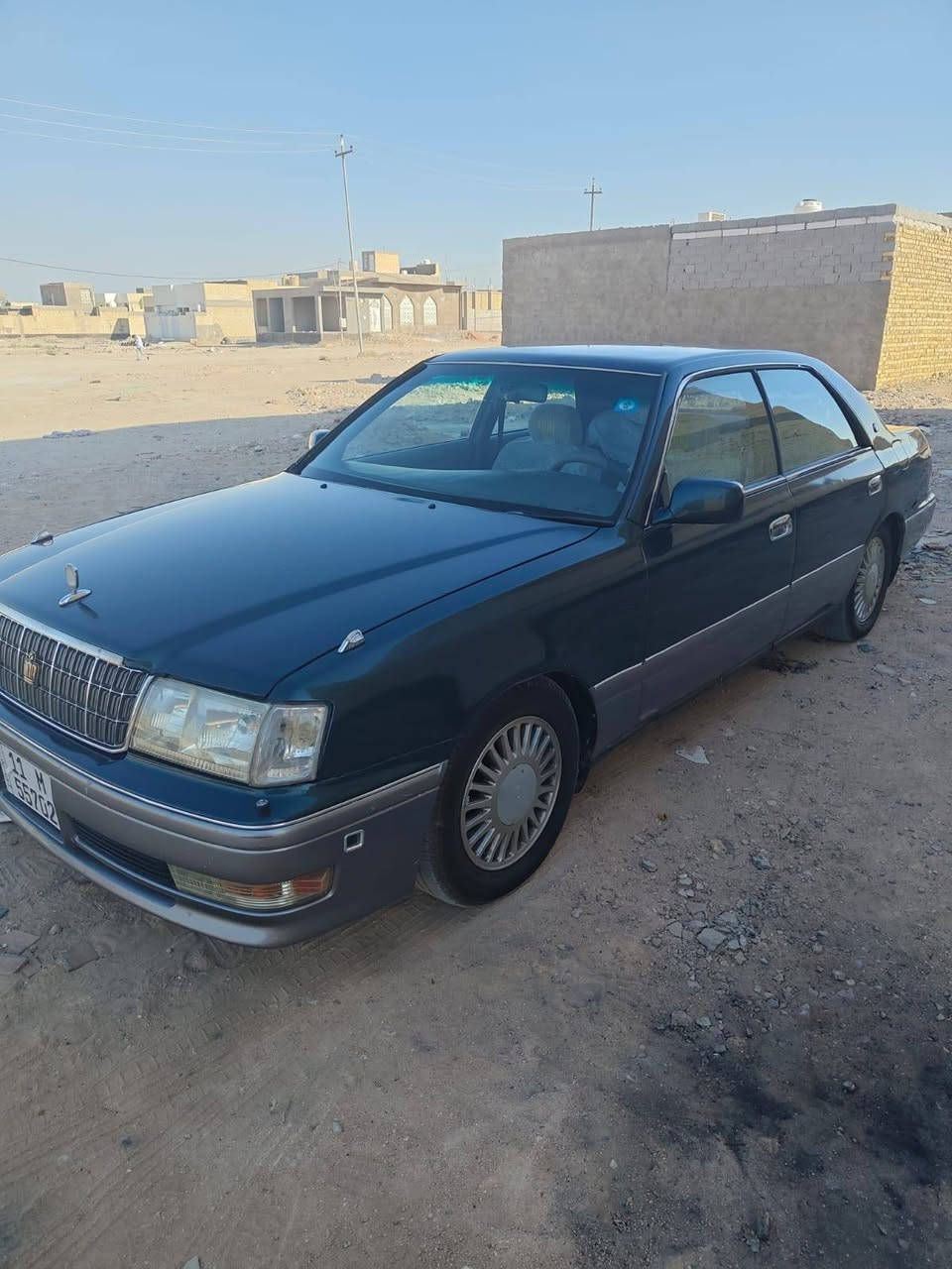 راس الثور فلات مديل 96 شاصي 75 مكينة 3000 فيشتين كفالة من كص ونقل  والاوصليات تبريد شغال مكينة وگير كفالة تايرات جدد رقم بغداد ***********
