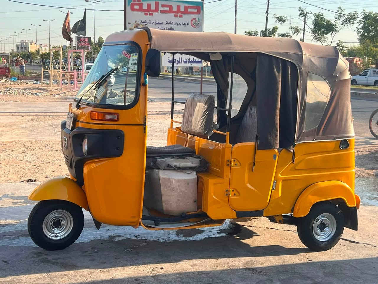 السلام عليكم للبيع موديل 22 من ناحية المكينة كفالة ما مفتوحة على ايدي منزلها بيها الصفحة اليسرة نصها كلشي موجود ب فديو التكتك نصبتها حلوة  للاستفسار *********** عنوان بغداد الزعفرانية تحويل ثاني يوم 9,500 بيها مجال قليل
