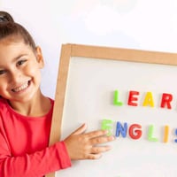 مدرسة رياضيات و لغة انگليزيه للمرحله المتوسطة التدريس داخل منزلي استقب...