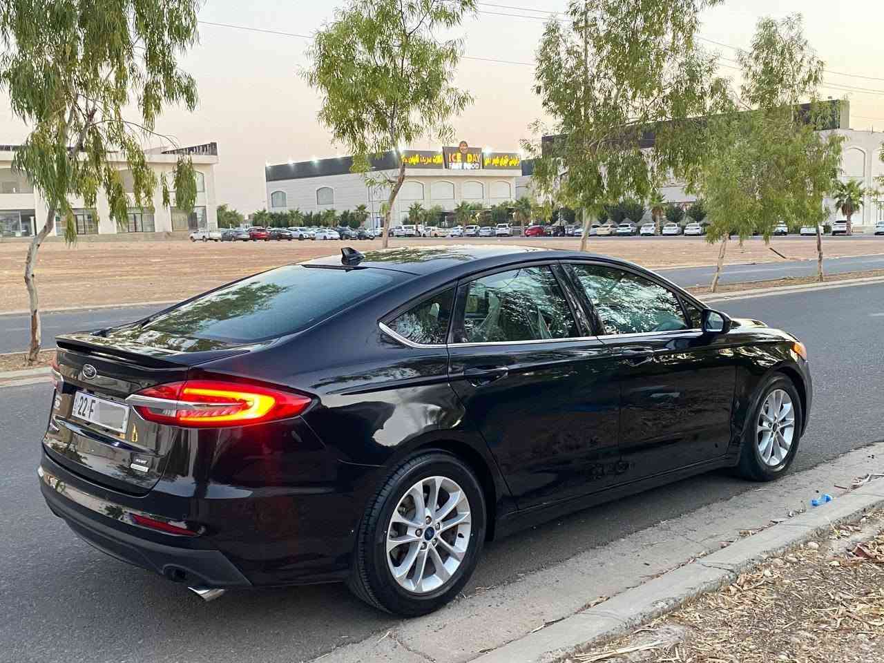 Ford Fusion 2020 SE
للبيع فورد فيوجن موديل 2020
ماشية 80 الف 
محرك 1500 تيربو يجمع فيها قوة و اختصادية
برغي ما مفتوح ب سيارة محرك و گير و حدادي و تبريد شرط
مواصفاتها معروفة 
سيرفس سيارة كامل مكمل جديد ب شريكة القاصد الف دينار ما يحتاج مصاريف طايرات و باتري مبدل جديد
سيارة وارد امريكي بدون حادث فقط قطعتين كلير امريكي بدون معجون و بدون دواخل و بدون ايرباكات و يمي فقط شوية باب ورا سكن اثار شخط صبغ بدون دواخل دعاميات شرط مابي صبغ سيارة حلوة و مرتبة
سنوية بأسمي جديد تحويل مباشر هزة جديد
مكان اربيل
رقم موبايل او واتس اب: *********** أربيل, العراق
