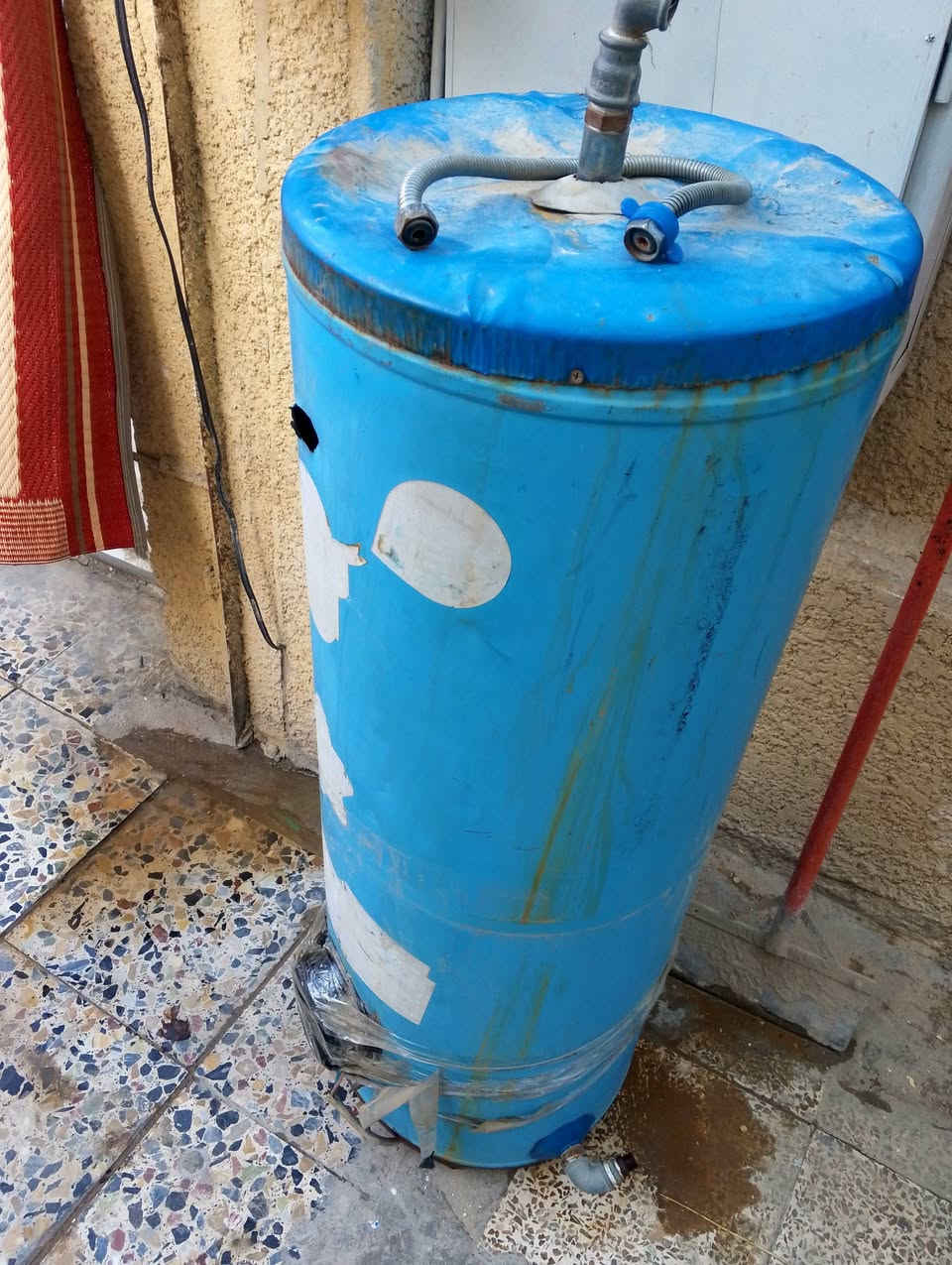 السلام عليكم ثلاجه اللبيع نضيفه منقصه غاز نضيفه ماطور جديد ب 60 الف
كيزر مستعمل عل فحص ب 30 مكاني العبيدي شارع 20 

***********
