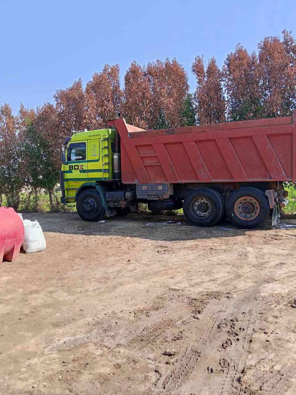 تم ياورد 🚛
*للبيع سكس سكانيان 143🚛*

*الكير:* 900 - 3 نمر 

*المكينة:* 8 صفر 10

*الشاصي:* مكفول كفالة

*البايجر:* مجموعة كاملة 

*التايرات:* 24 تاير جديد + جنط رقم 17 انكليزي

*التفاصيل:* قمارة دوشمة تفصال وجديدة

*الحالة:* السيارة جاهزة للعمل 100% - شد بلد

*المكان:* الديوانية - الحمزة الشرقي

*السعر:* اتصال

*للاستفسار:* ***********

_ملاحظة: السيارة بيها تايرات جداد وجاهزة للشغل من اليوم_
