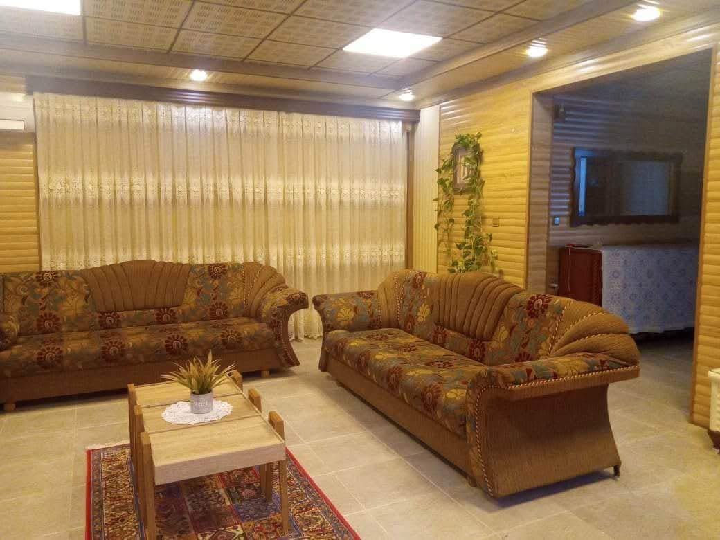 3 دفاتر و 65 للبيع مجمع شاهان ستي 
128 متر غرفتين حمامين بلكونتين مطبخ 
للاستفسار اكثر ***********
