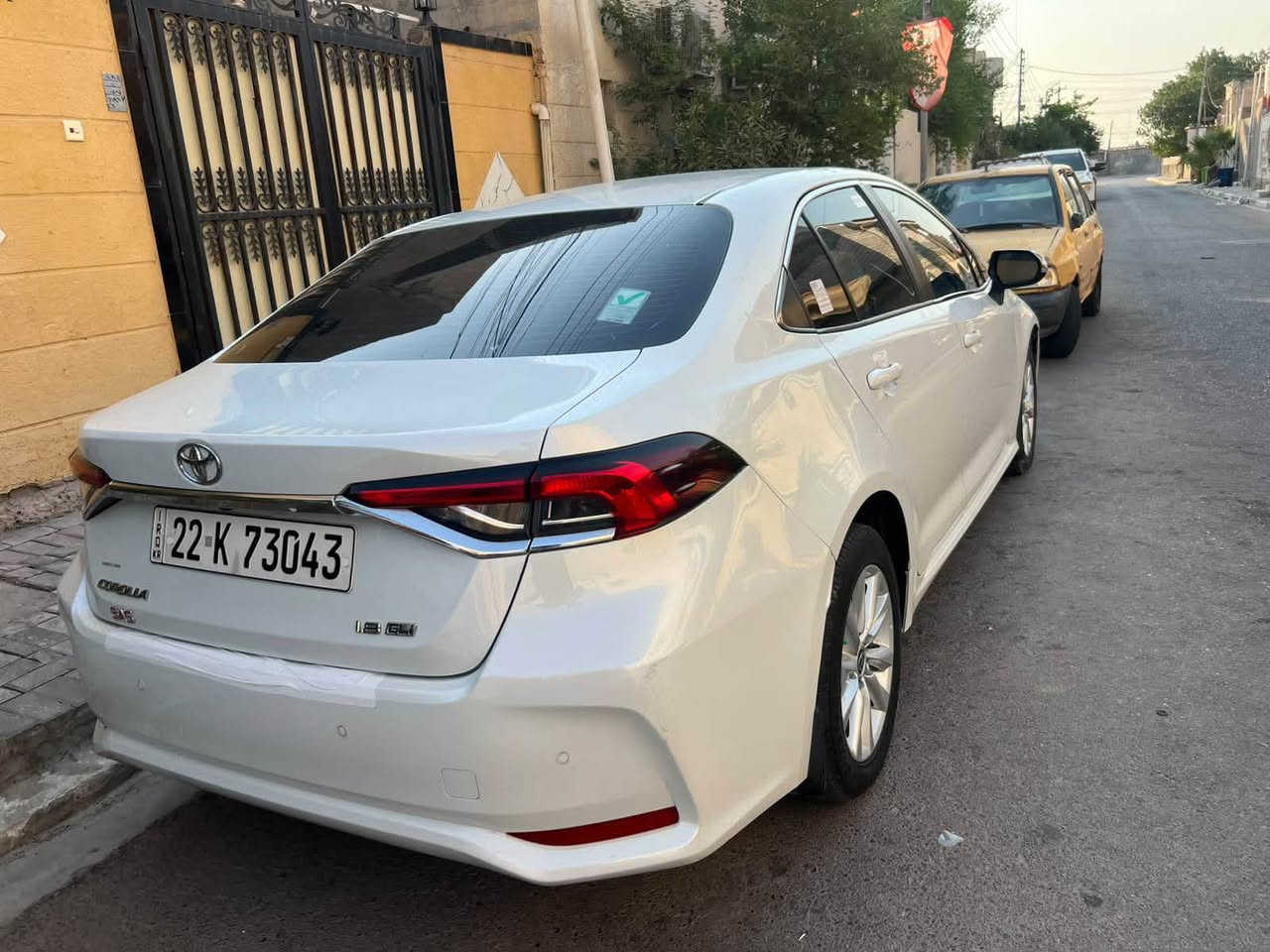 سلام عليكم
كورلا ساز خليجي  ماشيه 107_ 2023 
لون صدفي ابيض  
بيها صبغ بخشم البنيد والچاملق الخلفي
سعر 160 وبيه مجال
***********
مكاني بصره
